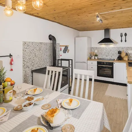 2 Bedroom Stunning In 度假居