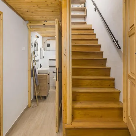 Сasa de vacaciones 2 Bedroom Stunning In