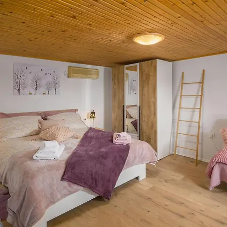 度假居 2 Bedroom Stunning In Brest