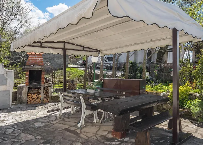 2 Bedroom Stunning In