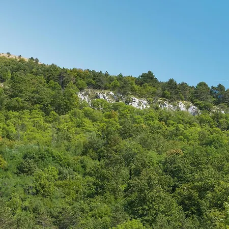 2 Bedroom Stunning In